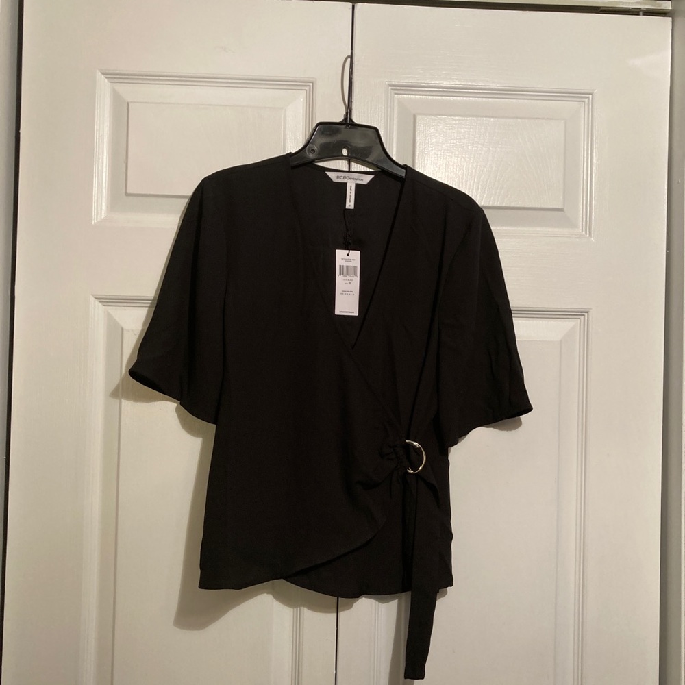 NWT BCBGeneration Black Wrap Top w/ Silver Accent Size M Medium shirt sleeves